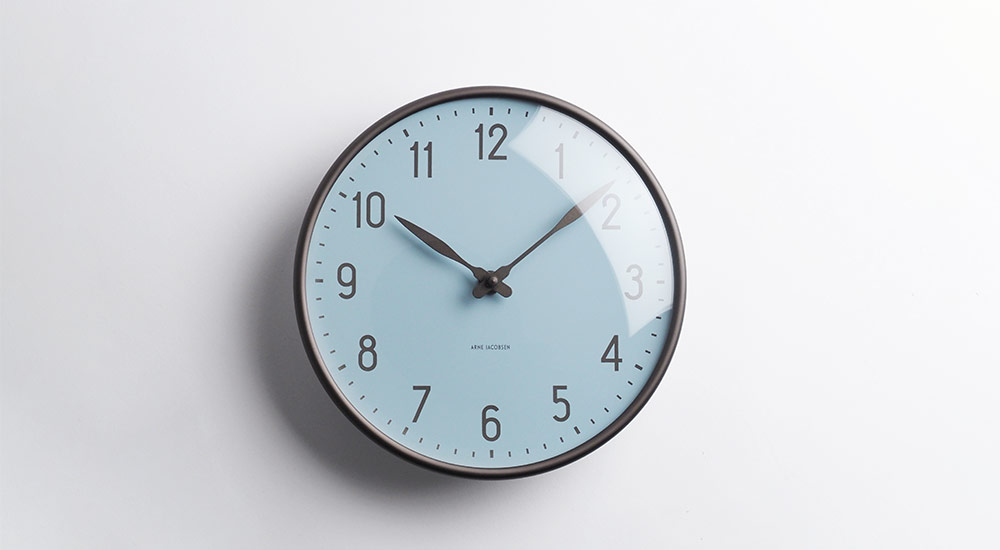 Station Clock アルネ ヤコブセン ステーションクロック Royal Blue 限定ロイヤルブルー / ROSENDAHL Arne Jacobsen