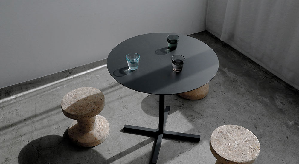 Solid Steel Table ソリッドスチールテーブル / DUENDE