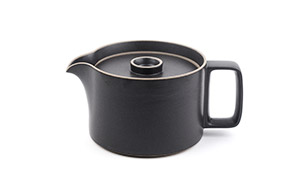 Tea Pot ティーポット / HASAMI PORCELAIN