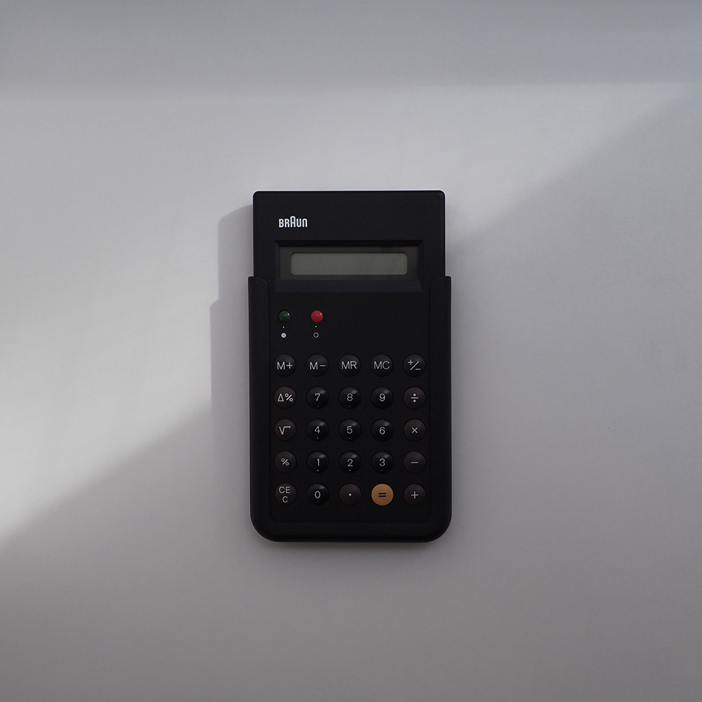 CALCULATOR 計算機（BNE001） / BRAUN