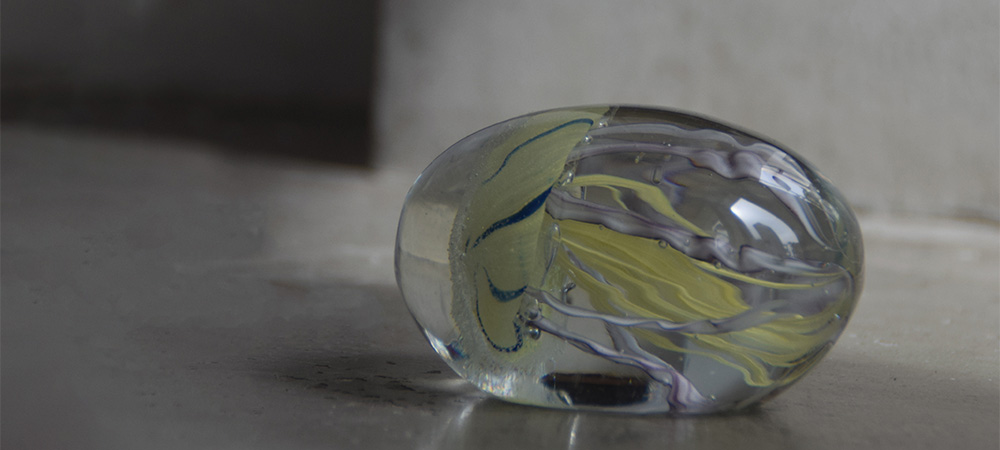 	Jellyfish Twisted Leg Glass Sculpture ジェリーフィッシュ ガラスオブジェ / HERE
