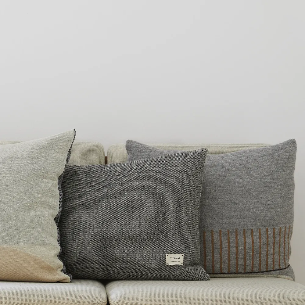 Aymara Cushion アイマラクッション / Form & Refine