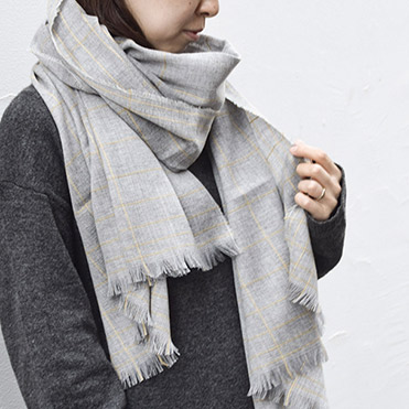 Cashmere Handkerchier Shawl カシミヤ ハンカチショール / MCNUTT