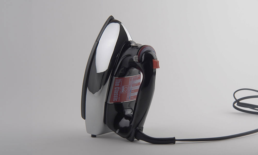 Steam Iron スチームアイロン / DBK