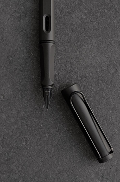 Safari All-Black サファリ ブラック / Lamy