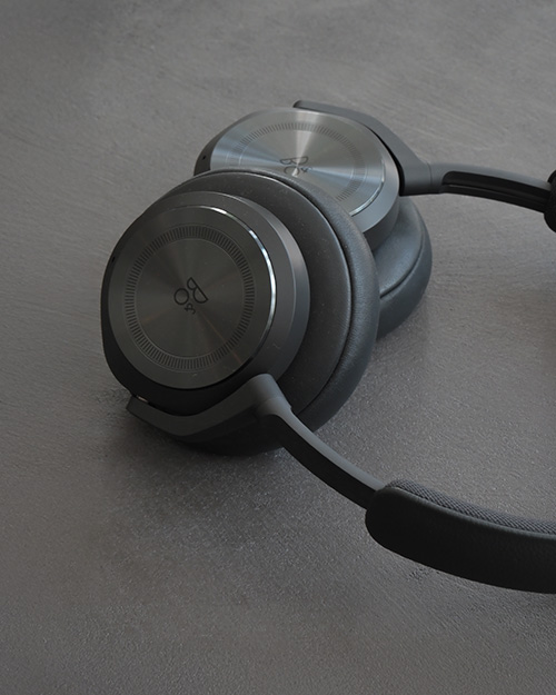 BEOPLAY HX アクティブノイズキャンセリング ヘッドホン / Bang & Olufsen