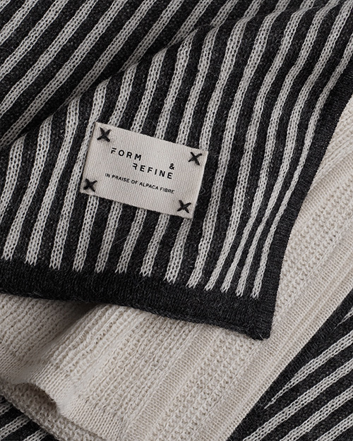 Aymara Plaid アイマラ プレイド / FORM & REFINE