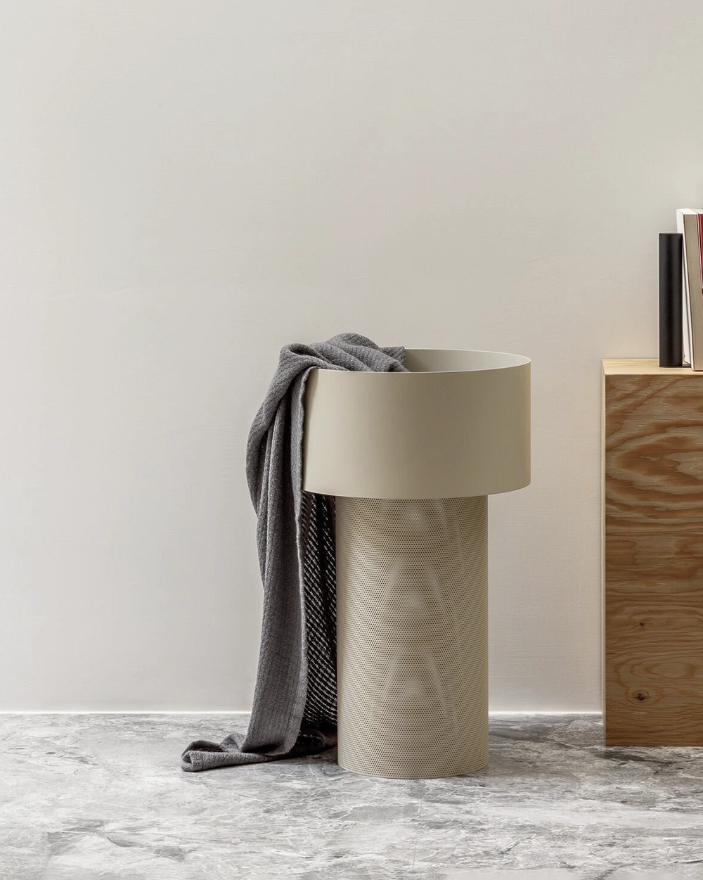 Pedestal Box ペデスタル ボックス / esaila