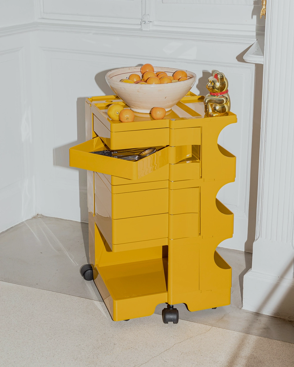 BOBY WAGON ボビーワゴン / B-LINE