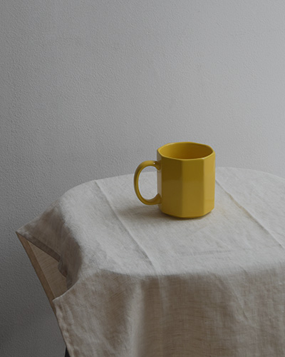 Porcelain Measuring Mug ポーセリン メジャーリング マグ / DETAIL