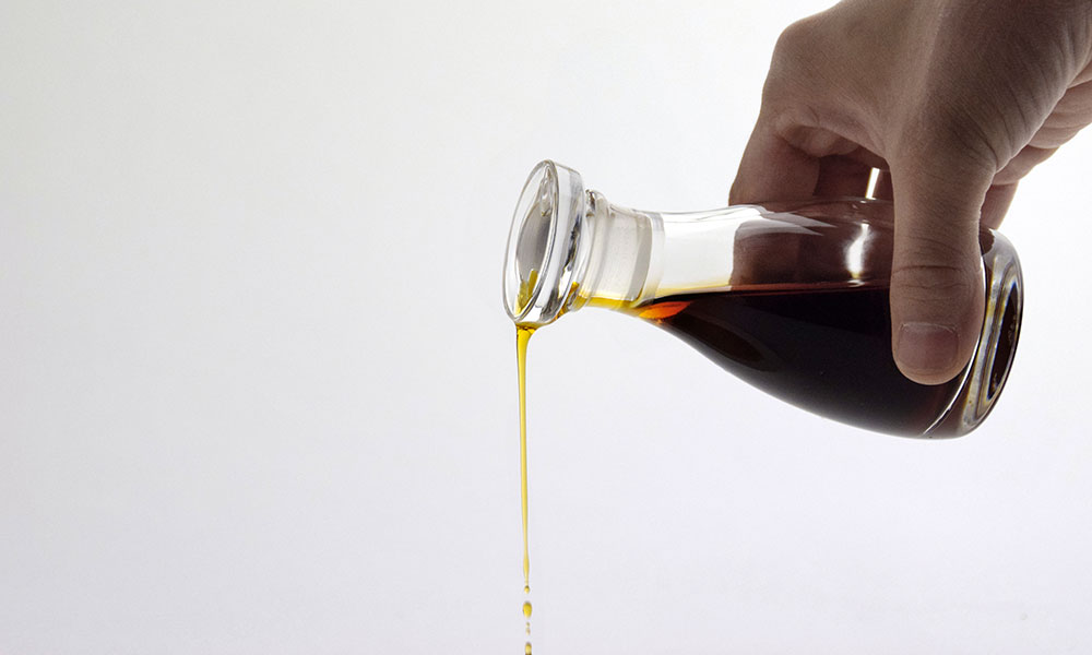 Soy sauce 醤油さし / The