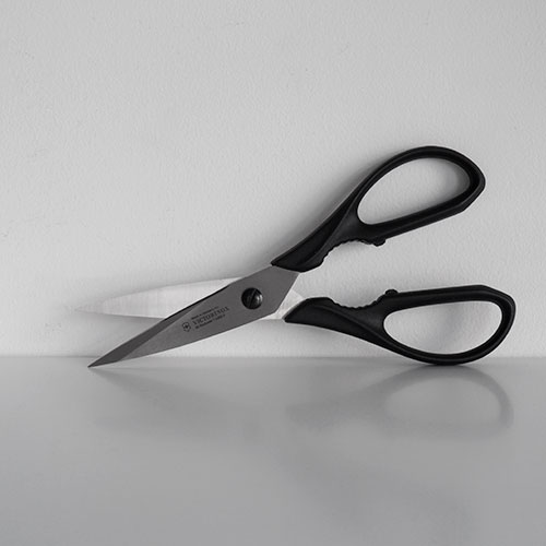 Multi Kitchen shears キッチンバサミ / Victorinox
