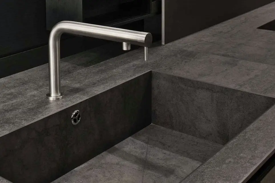 Nemo R キッチン水栓 / MGS