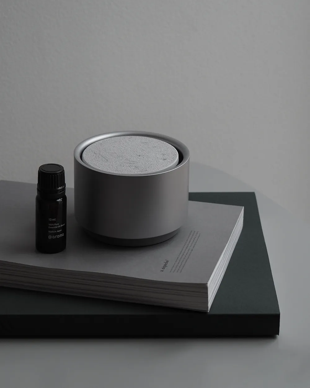 Aroma Diffuser 2 アロマディフューザー 2 / WEEK END