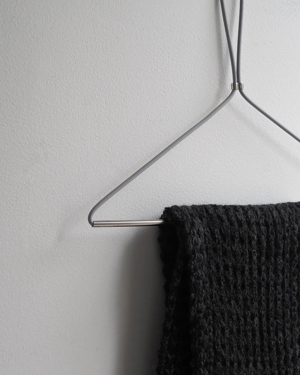 Formless Hanger フォームレス ハンガー / Sogu by Y design