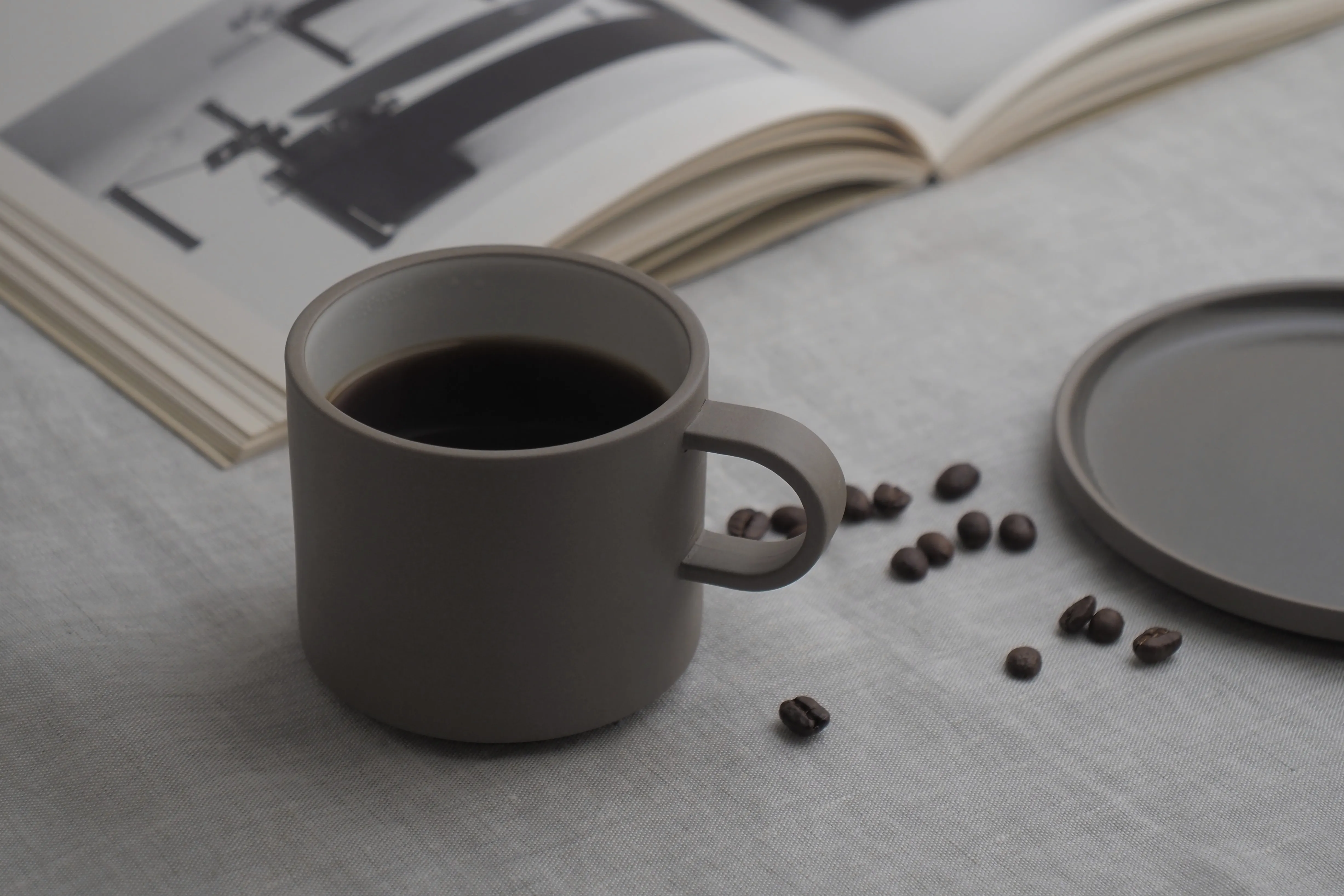 The Grey Collection Mug Cup ／ HASAMI PORCELAIN